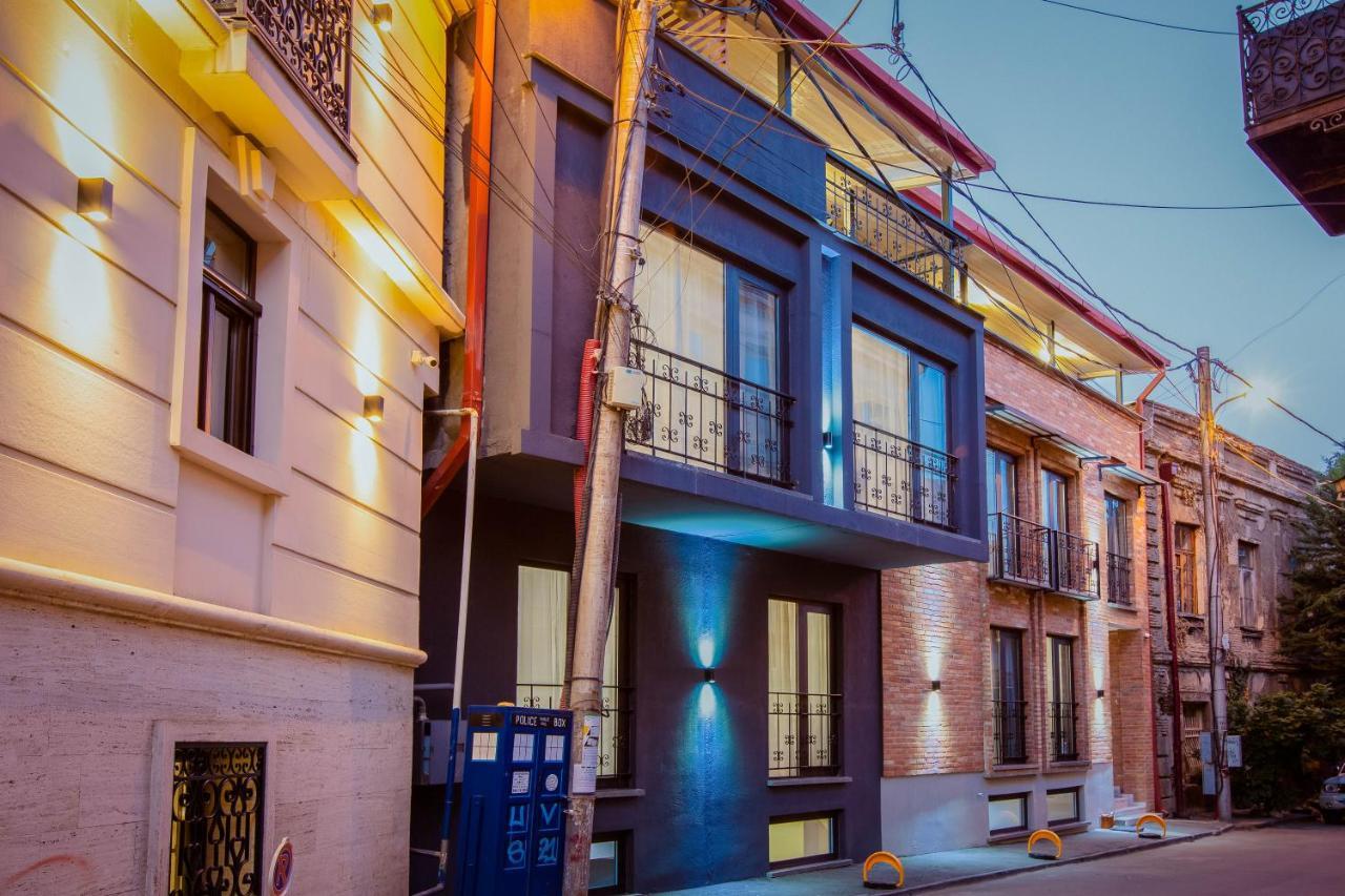 Central Gate Hotel In Heart Of Tbilisi Exterior photo